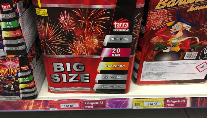 Proč (ne)kupovat ohňostroje v supermarketech